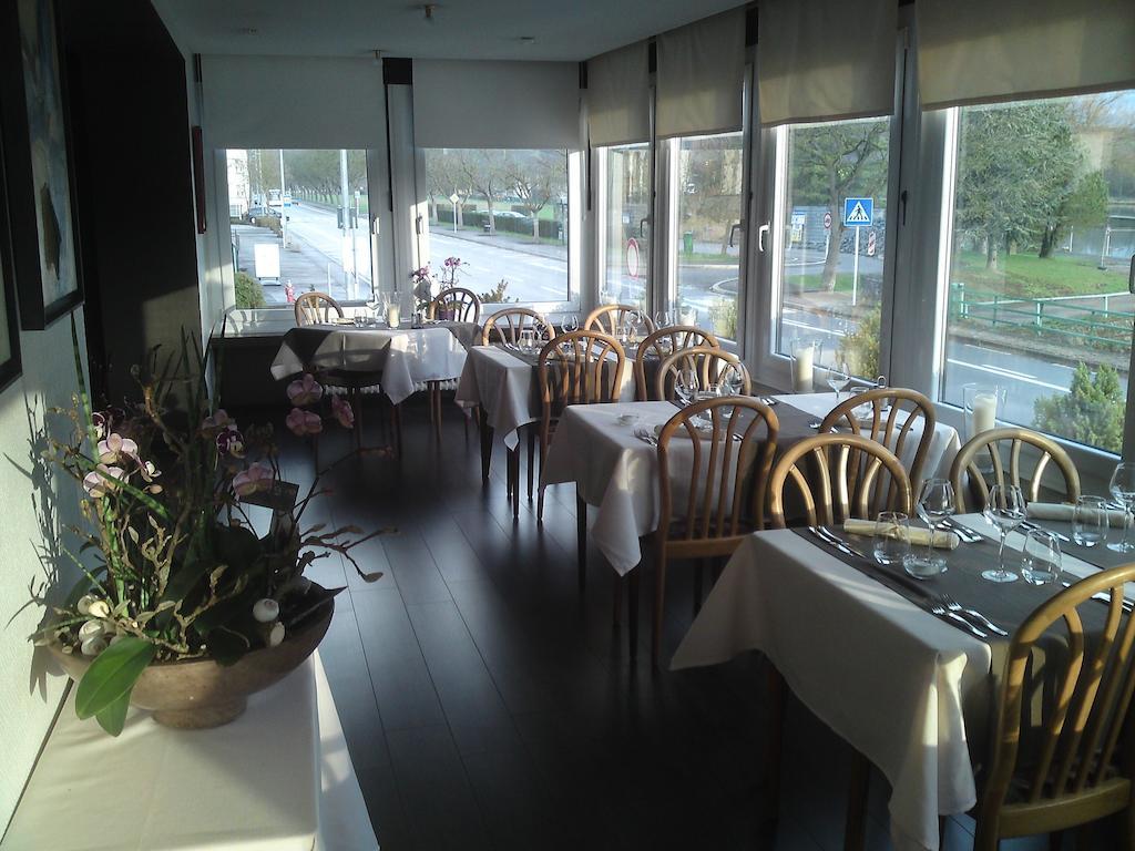 Auberge Du Chateau Stadtbredimus ภายนอก รูปภาพ
